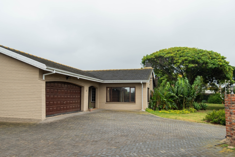 4 Bedroom Property for Sale in Amsterdamhoek Eastern Cape